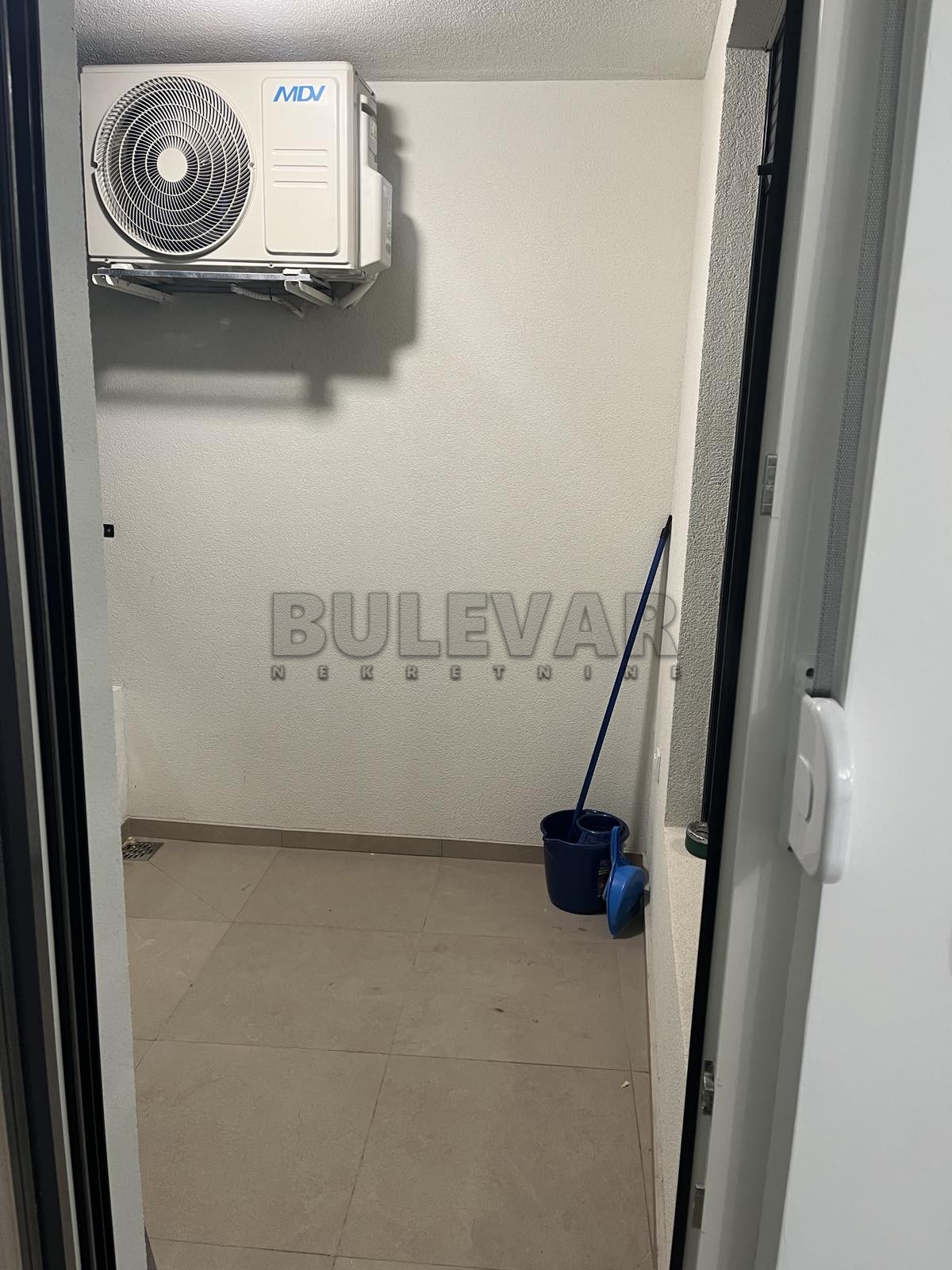 Jednosoban stan, 43 m2, Pantelej, Bulevar Svetog Pantelejmona ID: i-012805 16