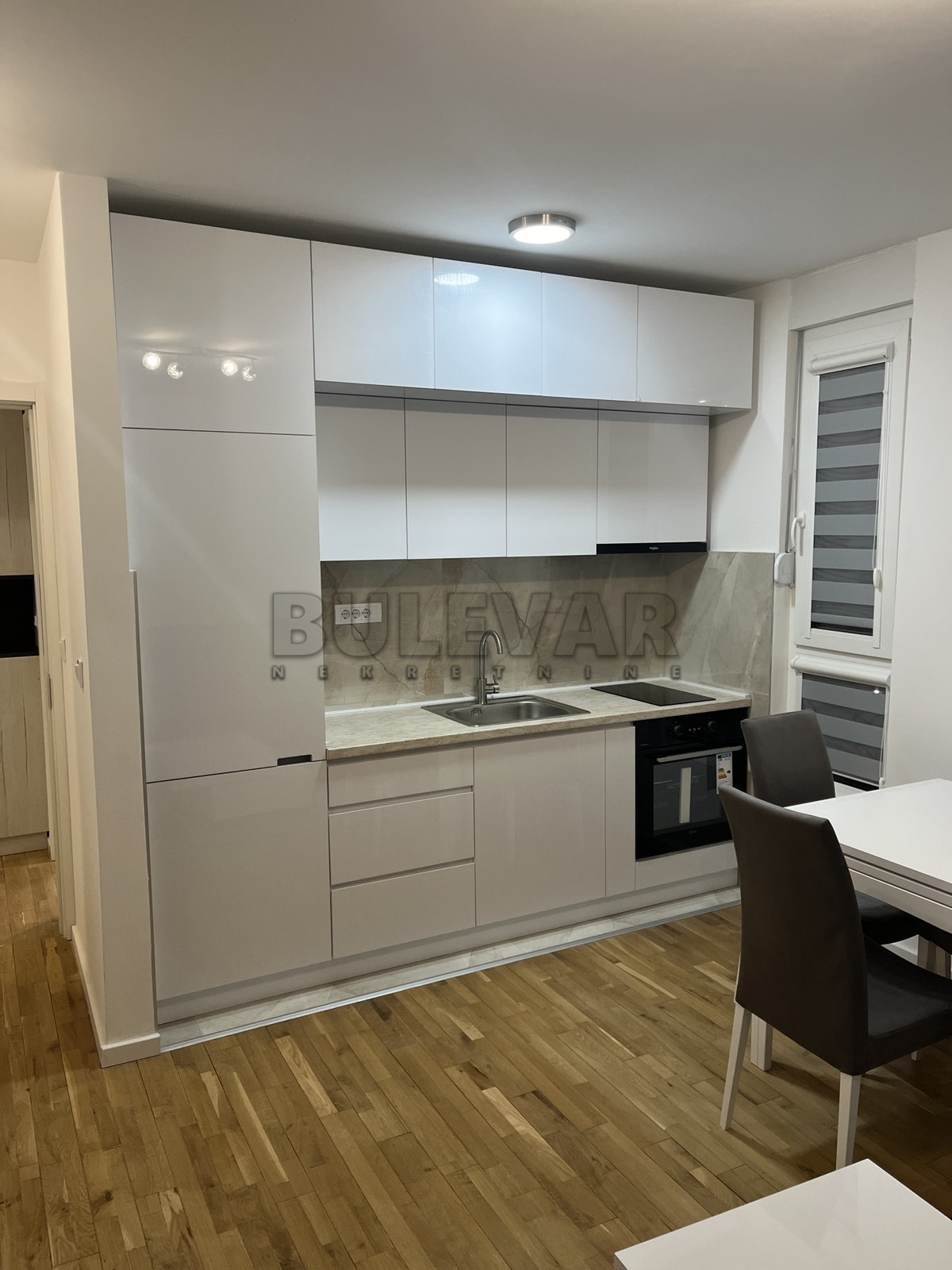 Jednosoban stan, 43 m2, Pantelej, Bulevar Svetog Pantelejmona ID: i-012805 4