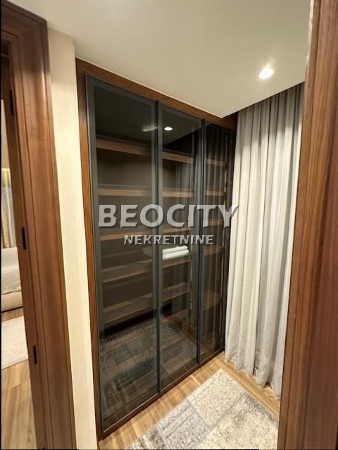 Petosoban stan, 350 m2, Južni bulevar ID: 114467 16