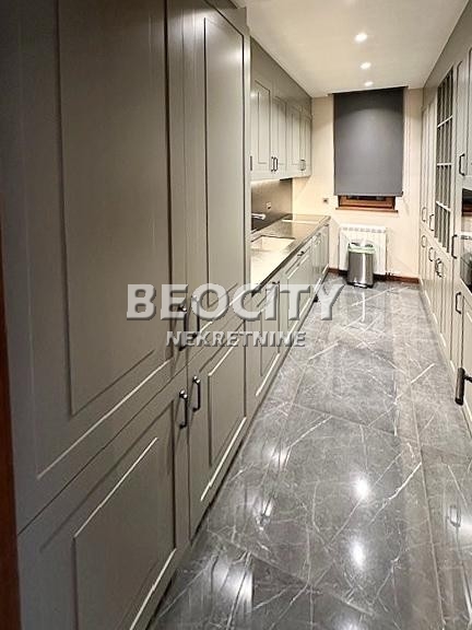 Petosoban stan, 350 m2, Južni bulevar ID: 114467 6