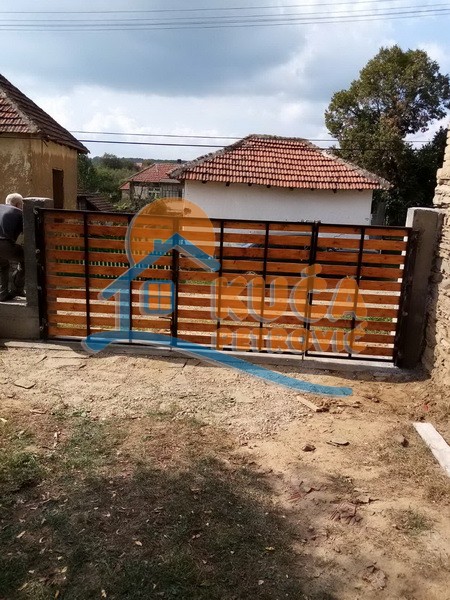 četvorosobna kuća, 140 m2, Staro Momčilovo, Staro Momčilovo ID: p-012830 22