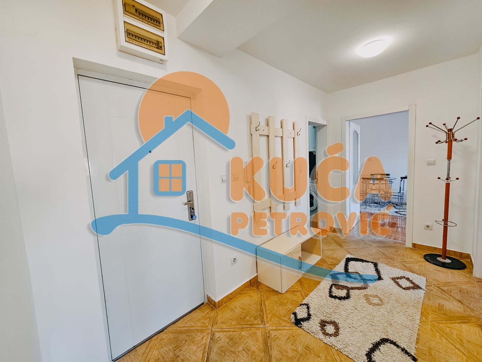 Trosoban stan, 70 m2, Centar, Vožda Karađorđa ID: i-012836 21