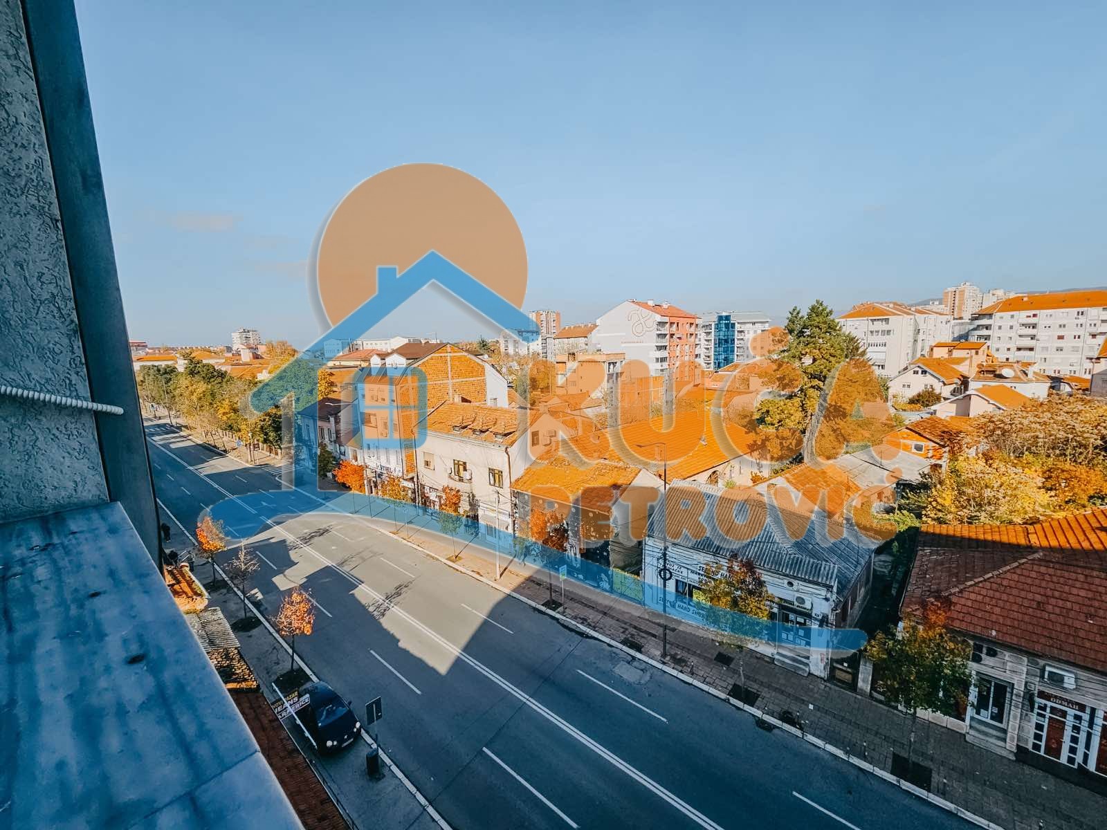 Trosoban stan, 70 m2, Centar, Vožda Karađorđa ID: i-012836 26