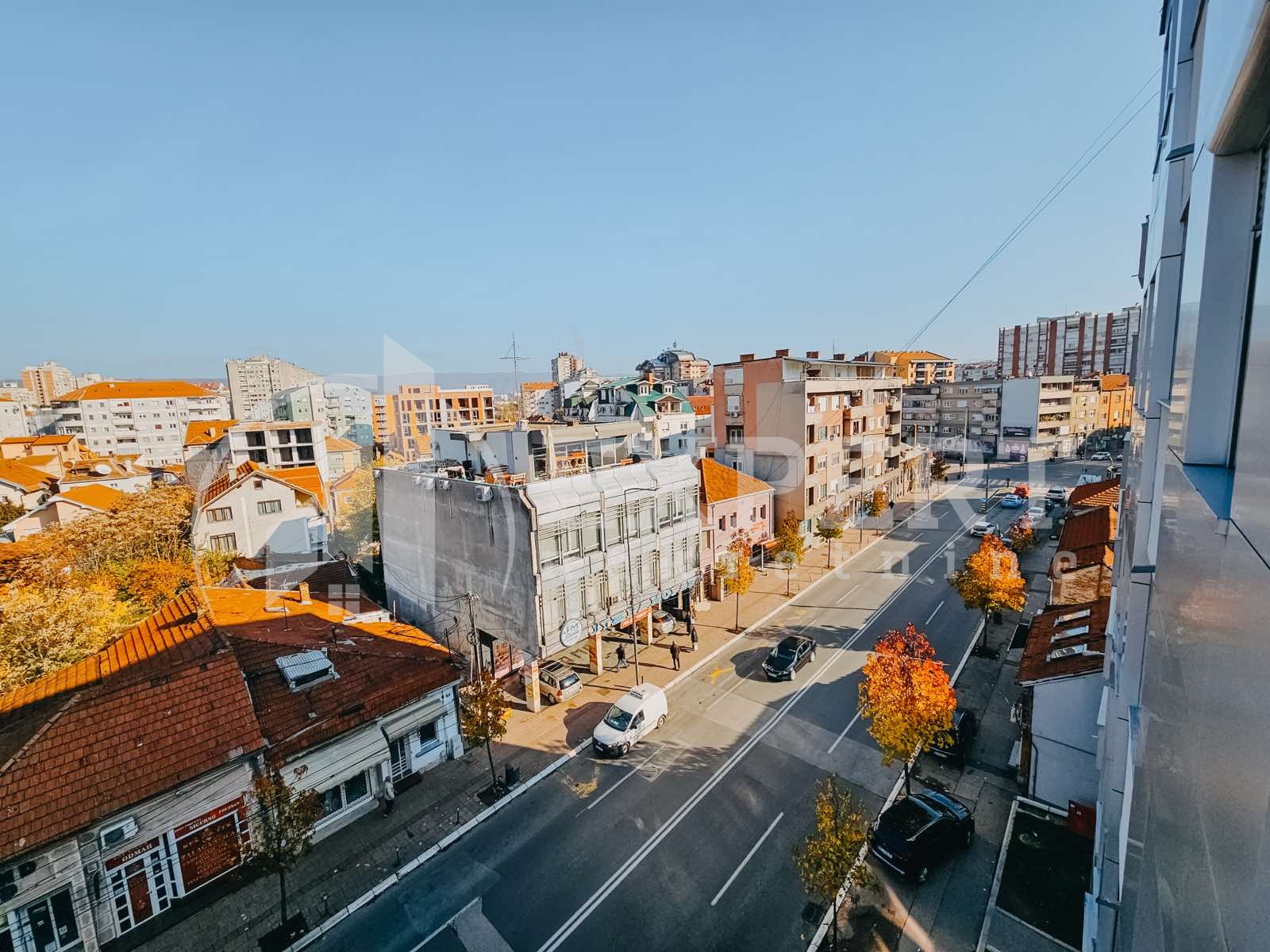 Trosoban stan, 70 m2, Centar, Vožda Karađorđa ID: i-012836 27