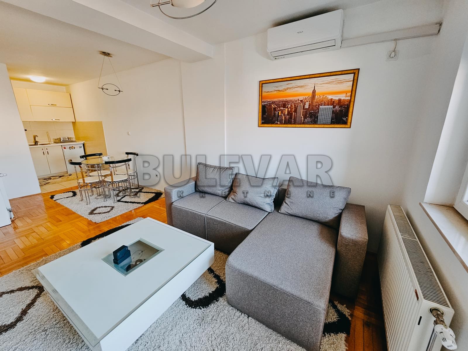 Trosoban stan, 70 m2, Centar, Vožda Karađorđa ID: i-012836 4