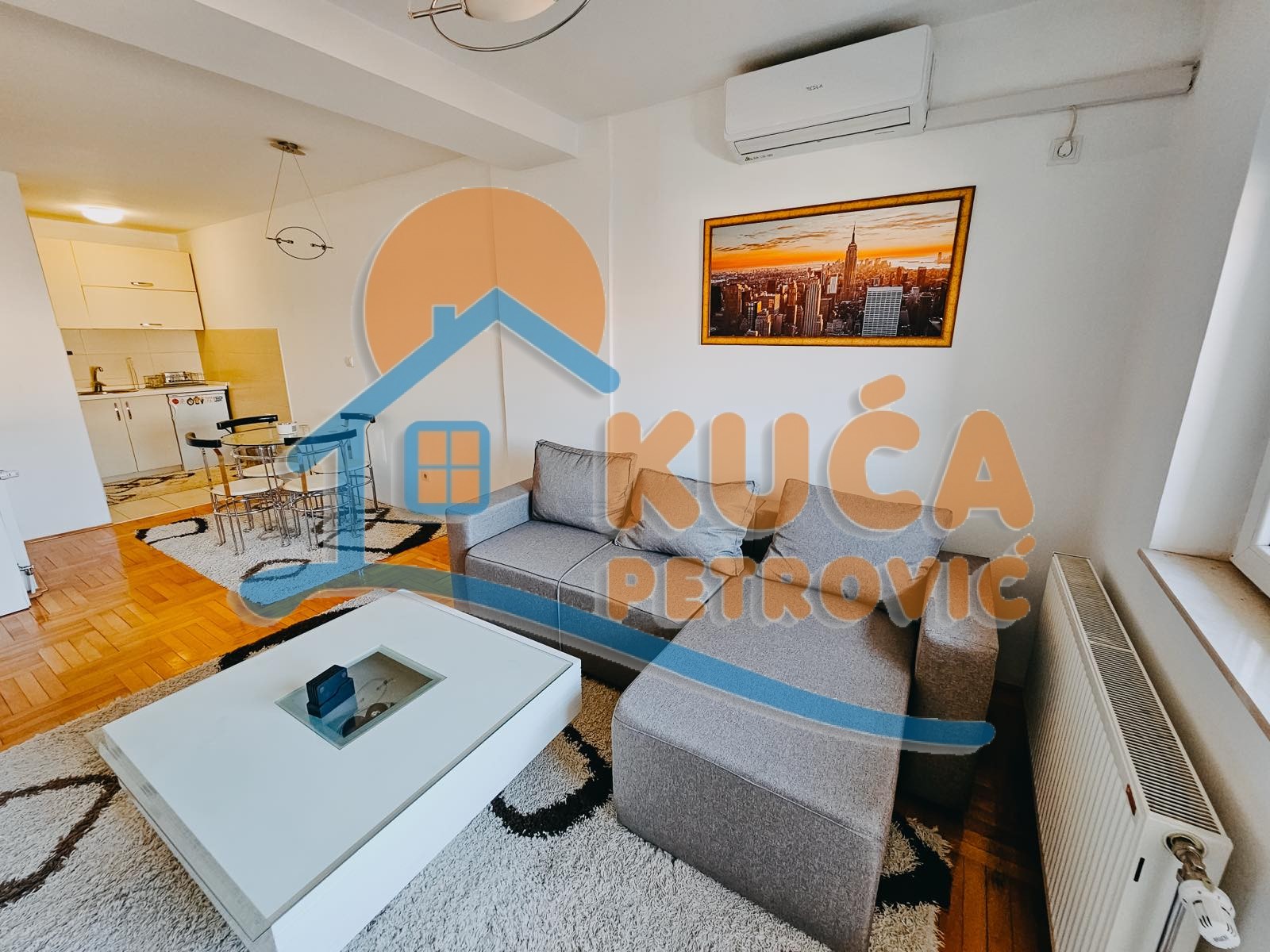 Trosoban stan, 70 m2, Centar, Vožda Karađorđa ID: i-012836 4