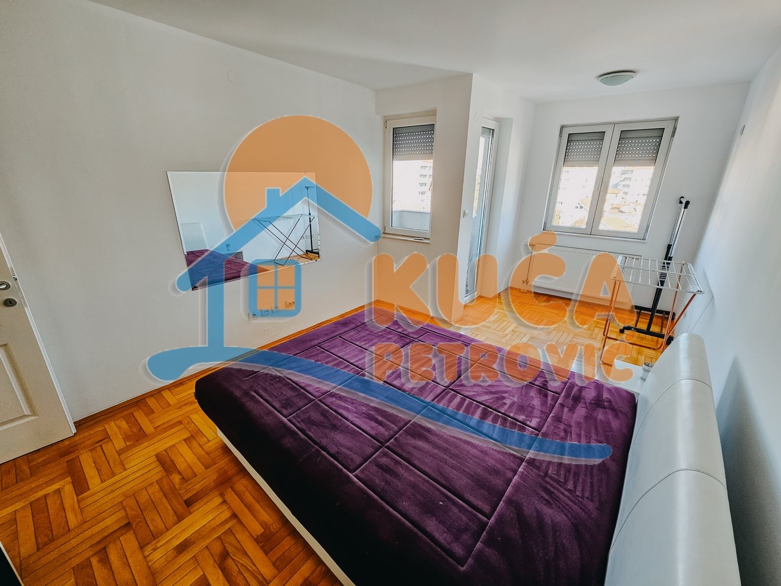 Trosoban stan, 70 m2, Centar, Vožda Karađorđa ID: i-012836 9