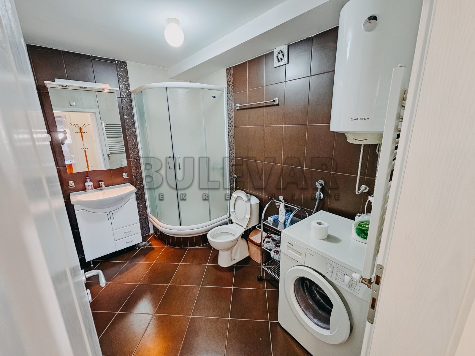 Trosoban stan, 70 m2, Centar, Vožda Karađorđa ID: i-012836 16