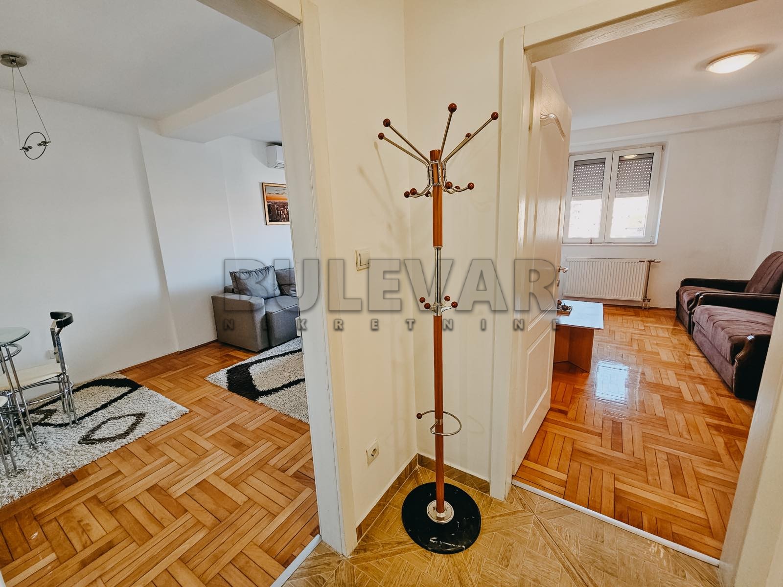 Trosoban stan, 70 m2, Centar, Vožda Karađorđa ID: i-012836 19