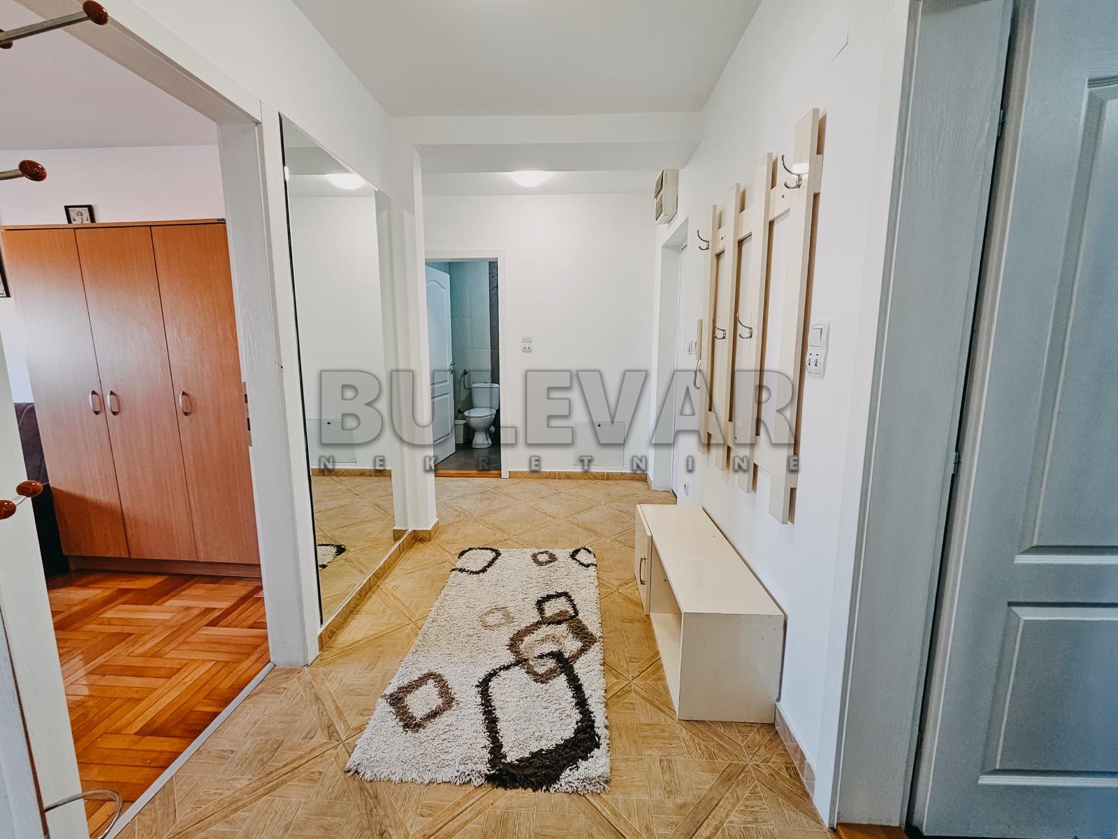 Trosoban stan, 70 m2, Centar, Vožda Karađorđa ID: i-012836 20