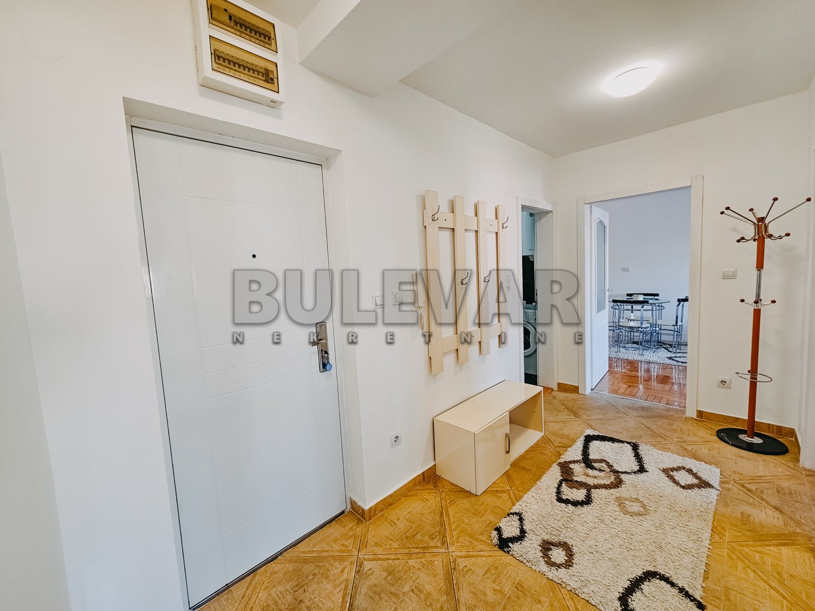 Trosoban stan, 70 m2, Centar, Vožda Karađorđa ID: i-012836 21