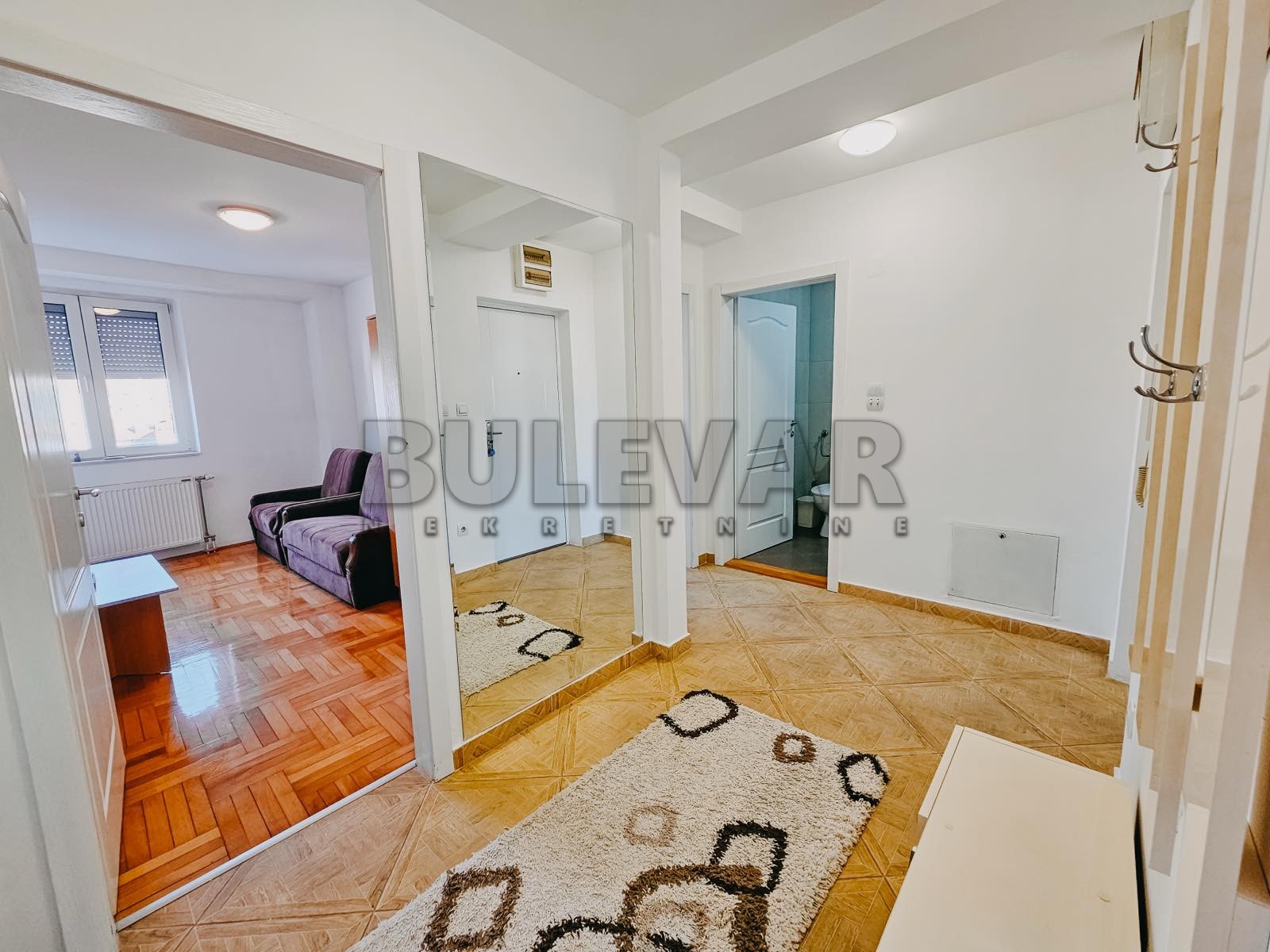 Trosoban stan, 70 m2, Centar, Vožda Karađorđa ID: i-012836 23