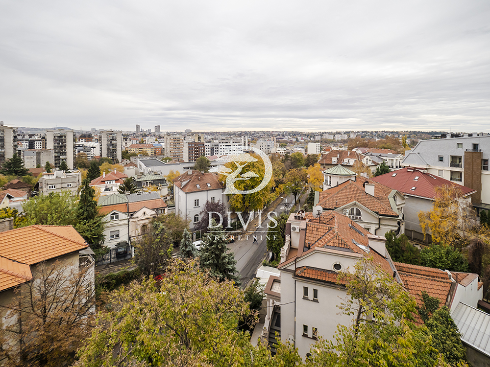 Prodajemo dvosoban  namešten stan na Neimaru  56m2 4