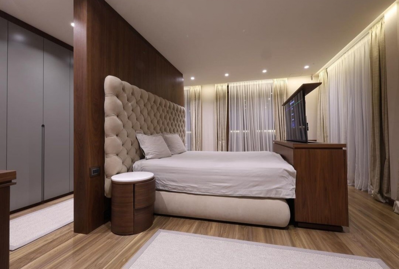 Izdaje se luksuzna nekretnina na prestižnoj lokaciji 3