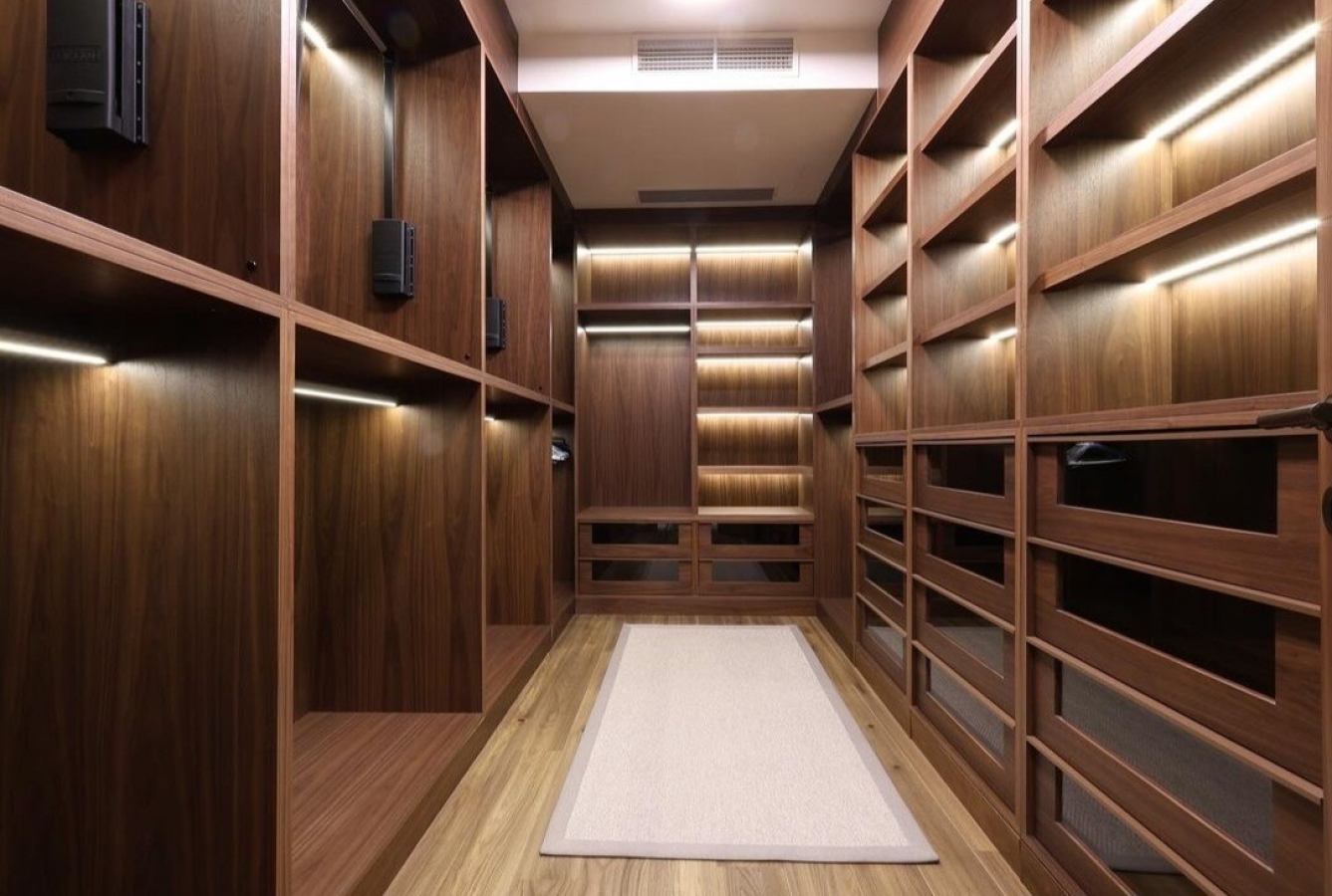 Izdaje se luksuzna nekretnina na prestižnoj lokaciji 5