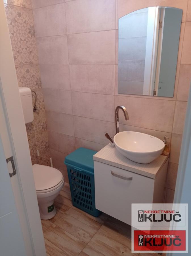 VETERNIČKA RAMPA, 66m2, Troiposoban, Funkcionalan 15