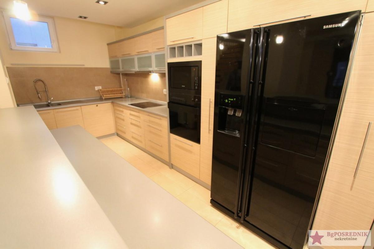 Zvezdara, Đeram, Đevđelijska, 157m2 5