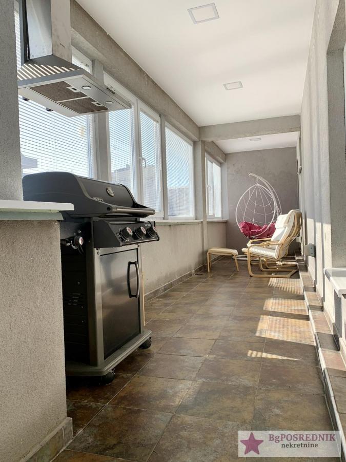 Zvezdara, Đeram, Đevđelijska, 157m2 16