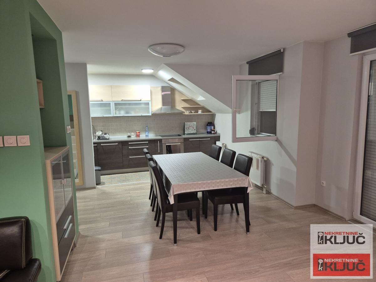 KOD MASTER CENTRA, 119m2, Četvorosoban-Duplex,Namešten 4