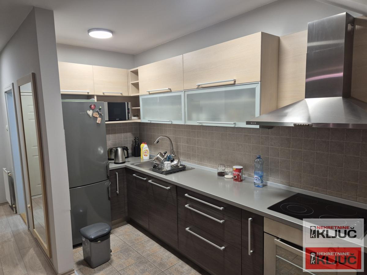 KOD MASTER CENTRA, 119m2, Četvorosoban-Duplex,Namešten 8