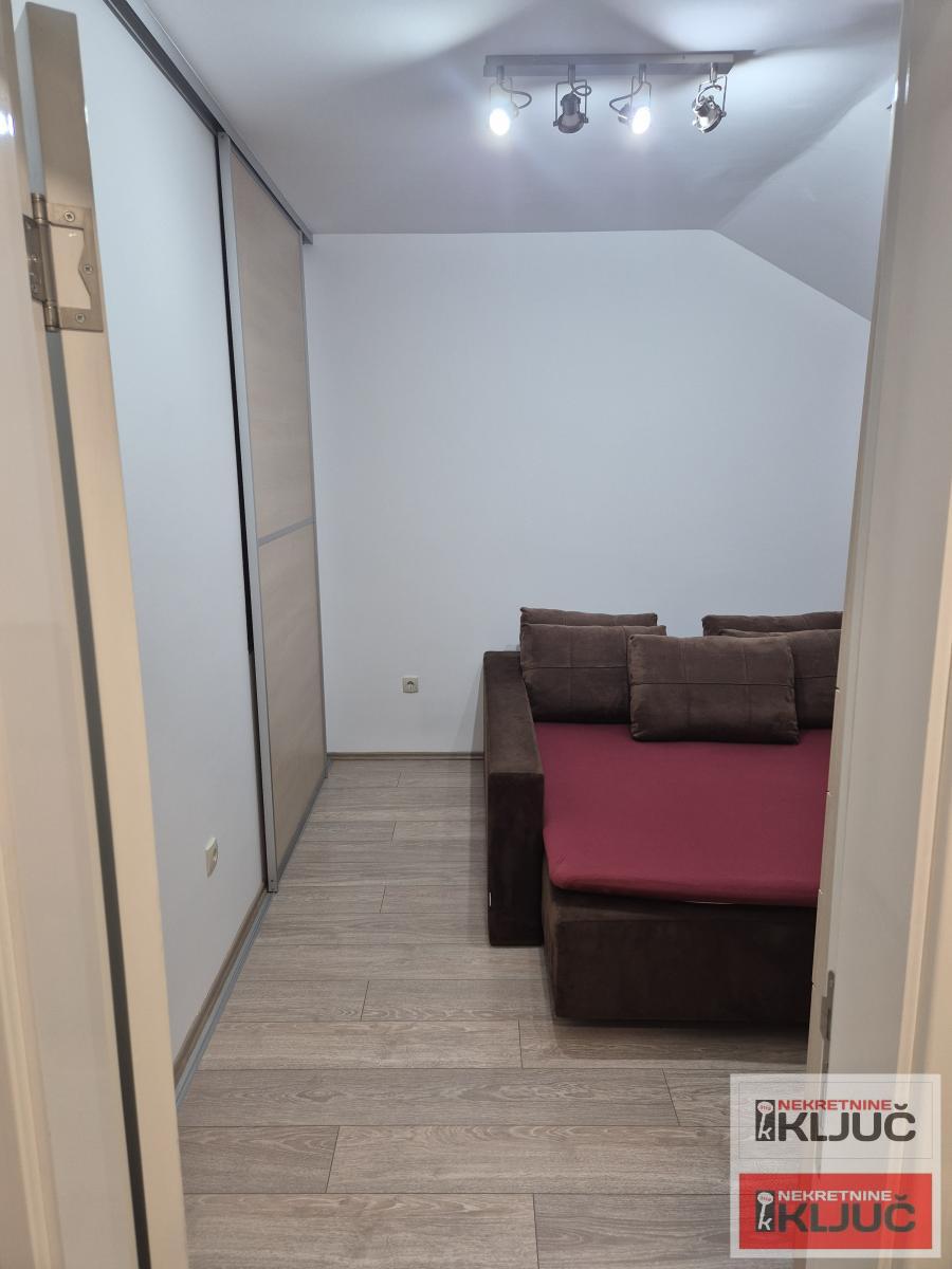 KOD MASTER CENTRA, 119m2, Četvorosoban-Duplex,Namešten 27