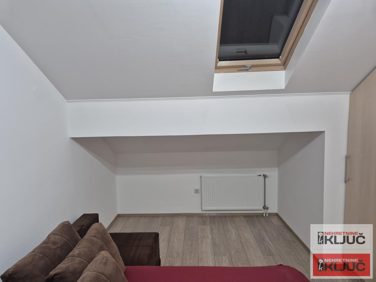 KOD MASTER CENTRA, 119m2, Četvorosoban-Duplex,Namešten 30
