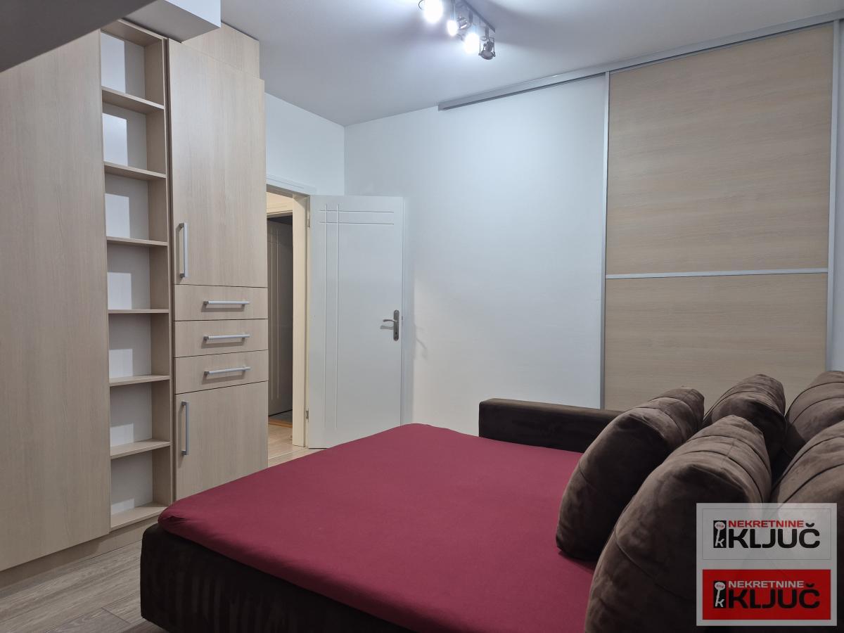 KOD MASTER CENTRA, 119m2, Četvorosoban-Duplex,Namešten 31