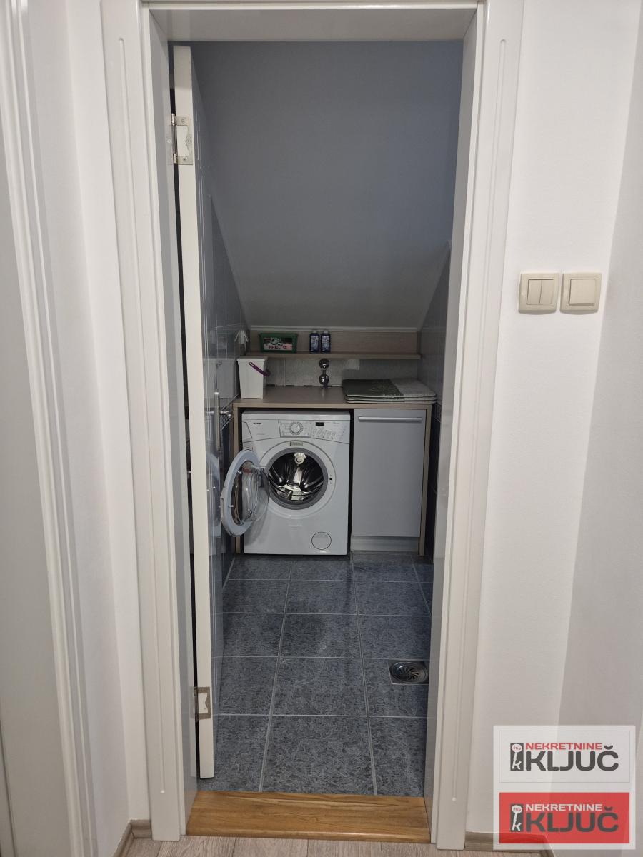 KOD MASTER CENTRA, 119m2, Četvorosoban-Duplex,Namešten 19