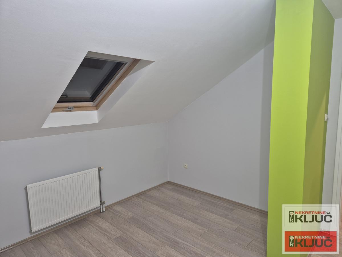 KOD MASTER CENTRA, 119m2, Četvorosoban-Duplex,Namešten 23