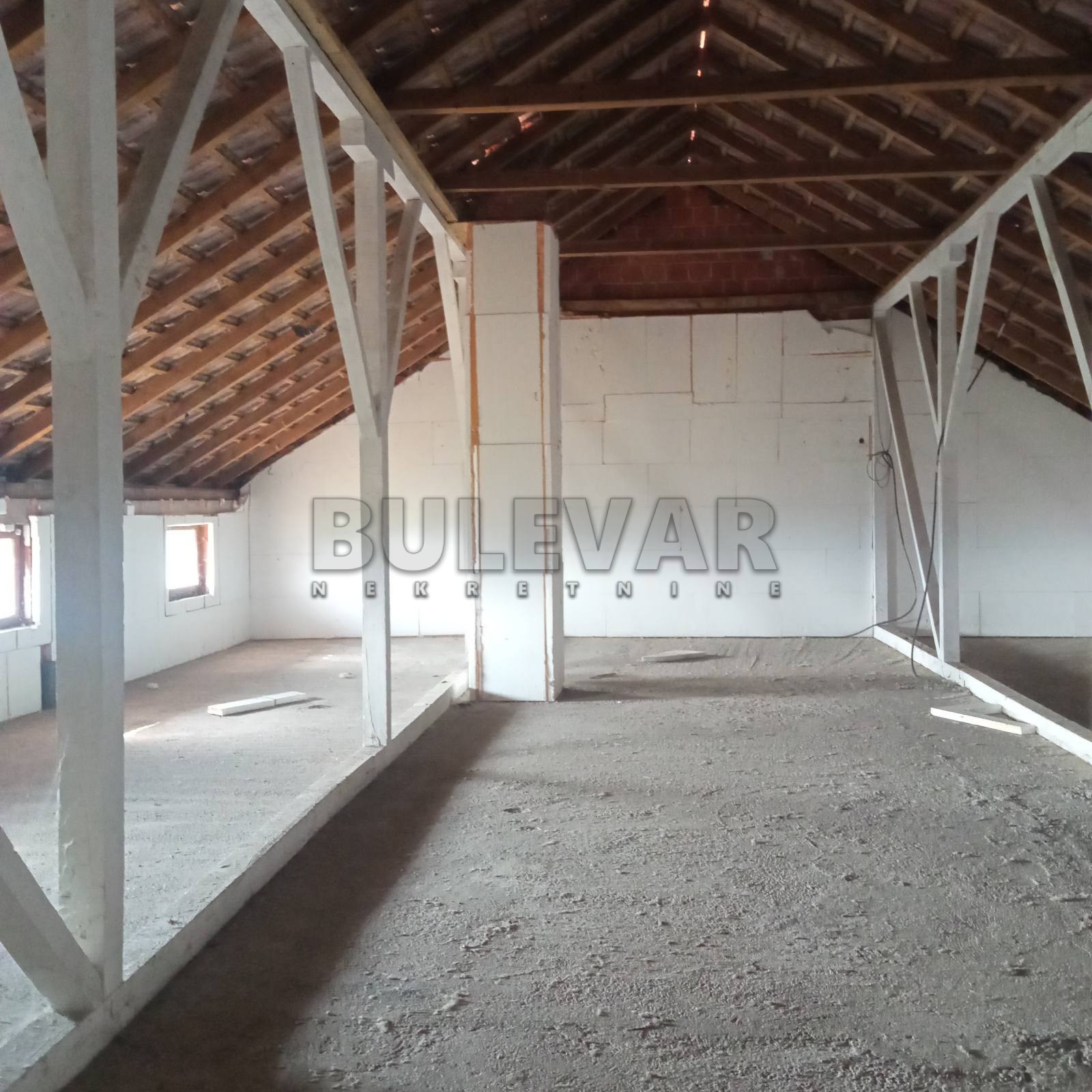 Lokal, 408 m2, Desimirovac, Desimirovac ID: i-012873 2