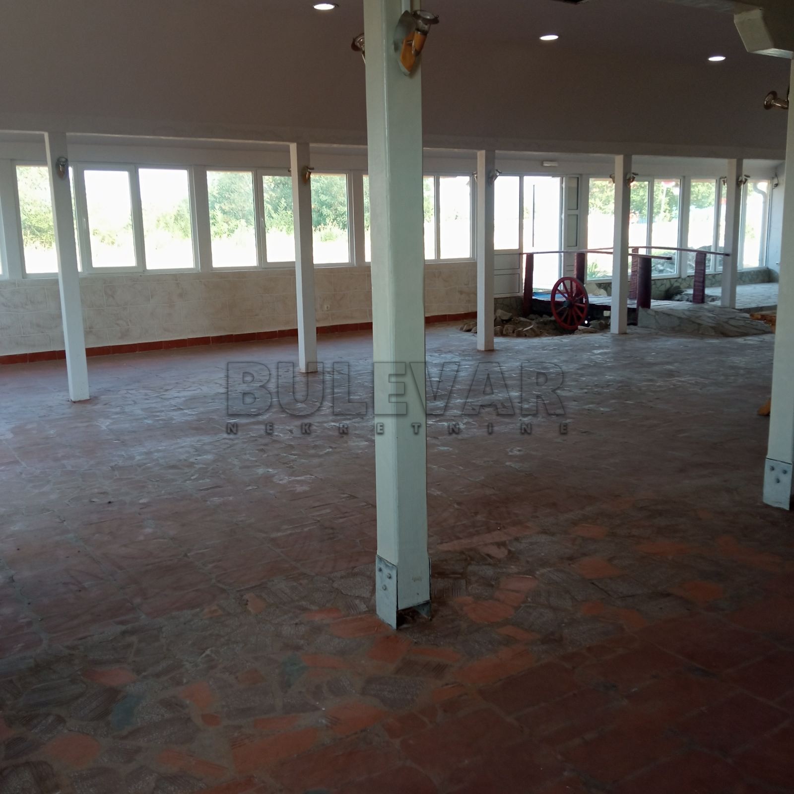 Lokal, 408 m2, Desimirovac, Desimirovac ID: i-012873 12