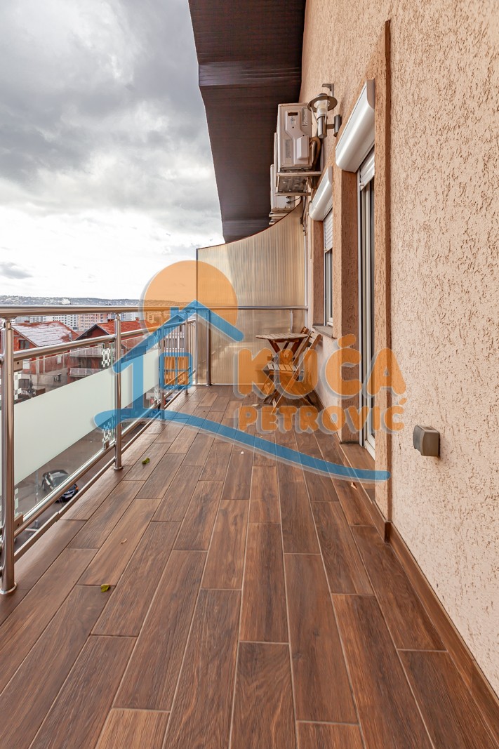 četvorosoban stan, 199 m2, Pantelej, Studenička ID: p-012882 8