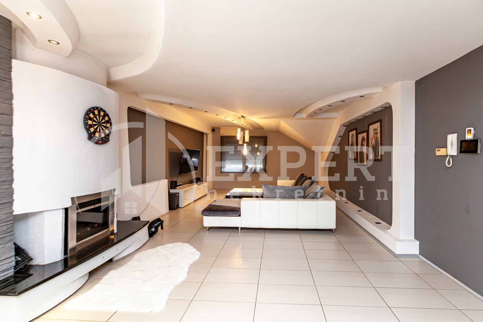 četvorosoban stan, 199 m2, Pantelej, Studenička ID: p-012882 1