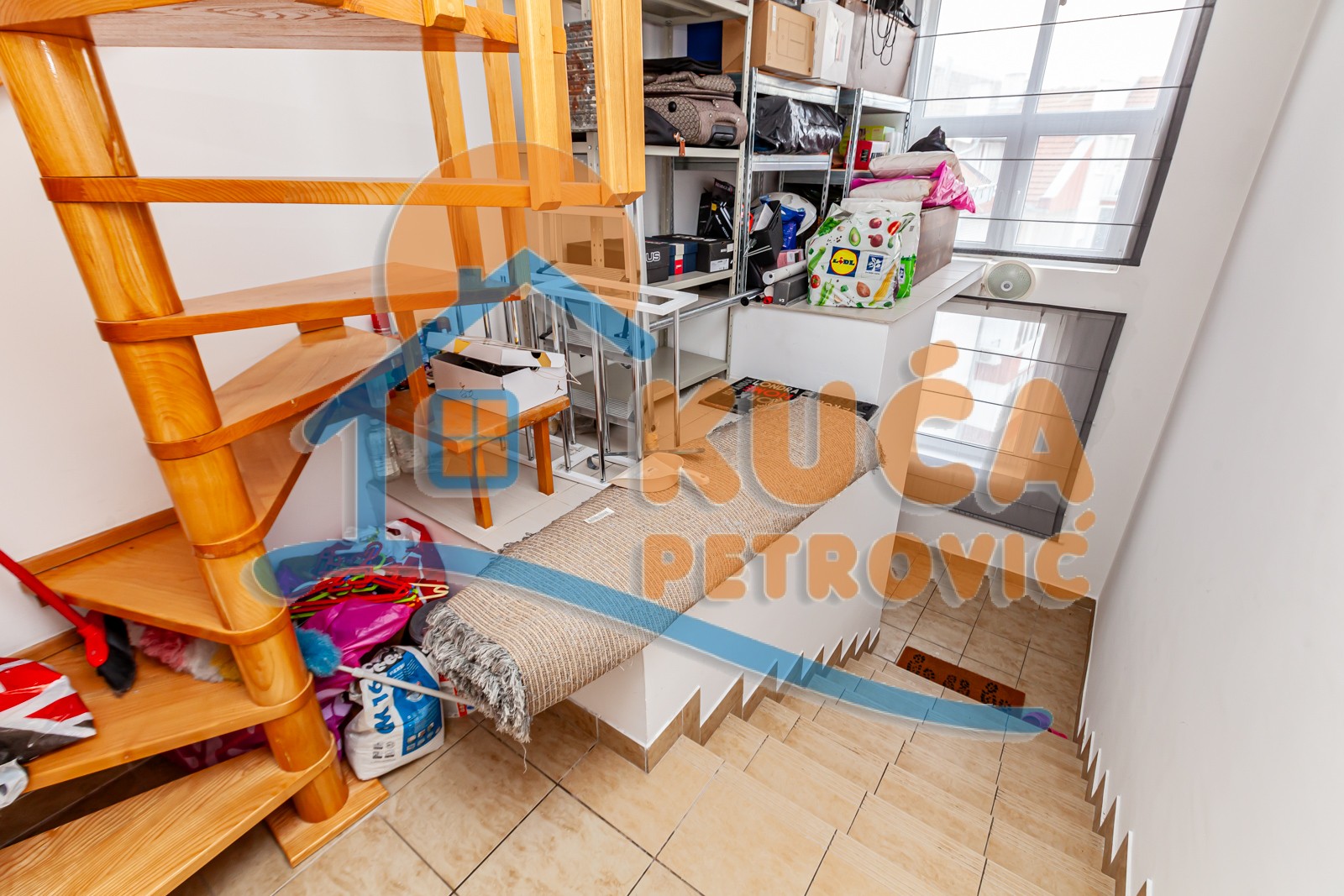 četvorosoban stan, 199 m2, Pantelej, Studenička ID: p-012882 21