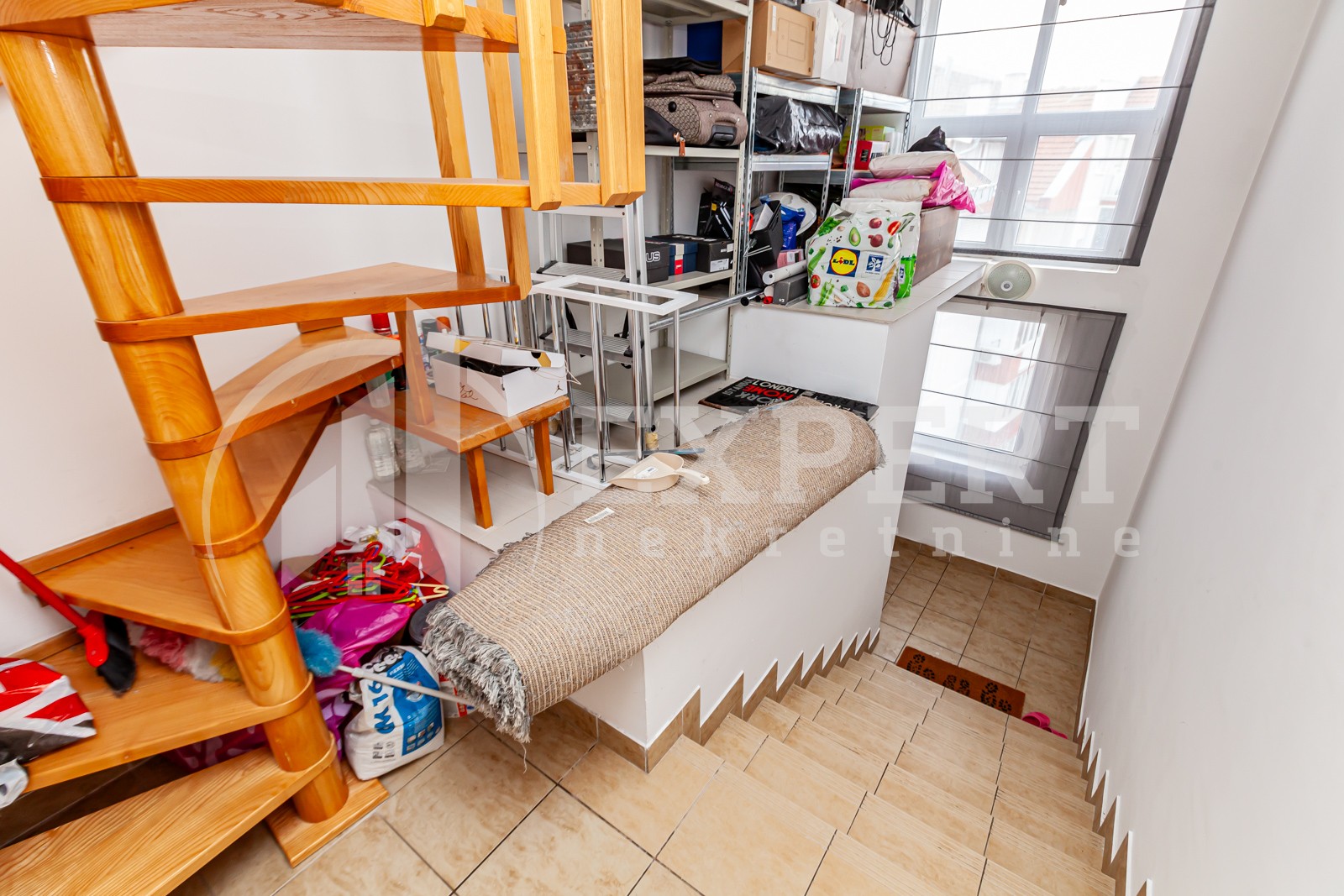 četvorosoban stan, 199 m2, Pantelej, Studenička ID: p-012882 21