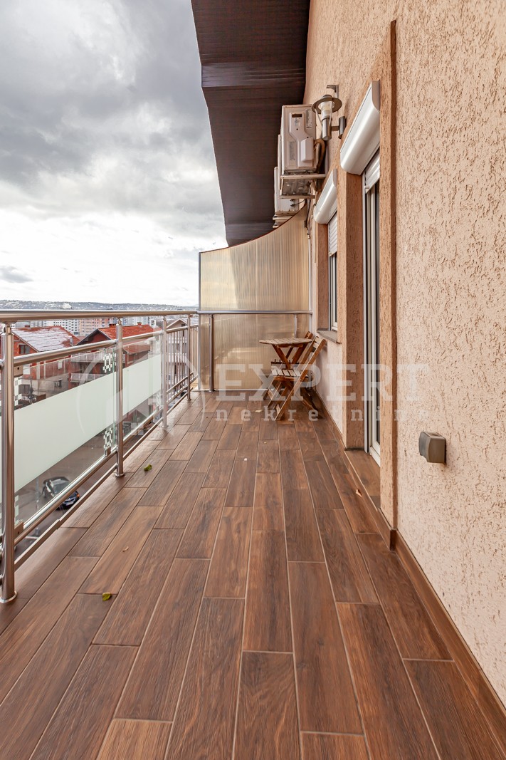 četvorosoban stan, 199 m2, Pantelej, Studenička ID: p-012882 8