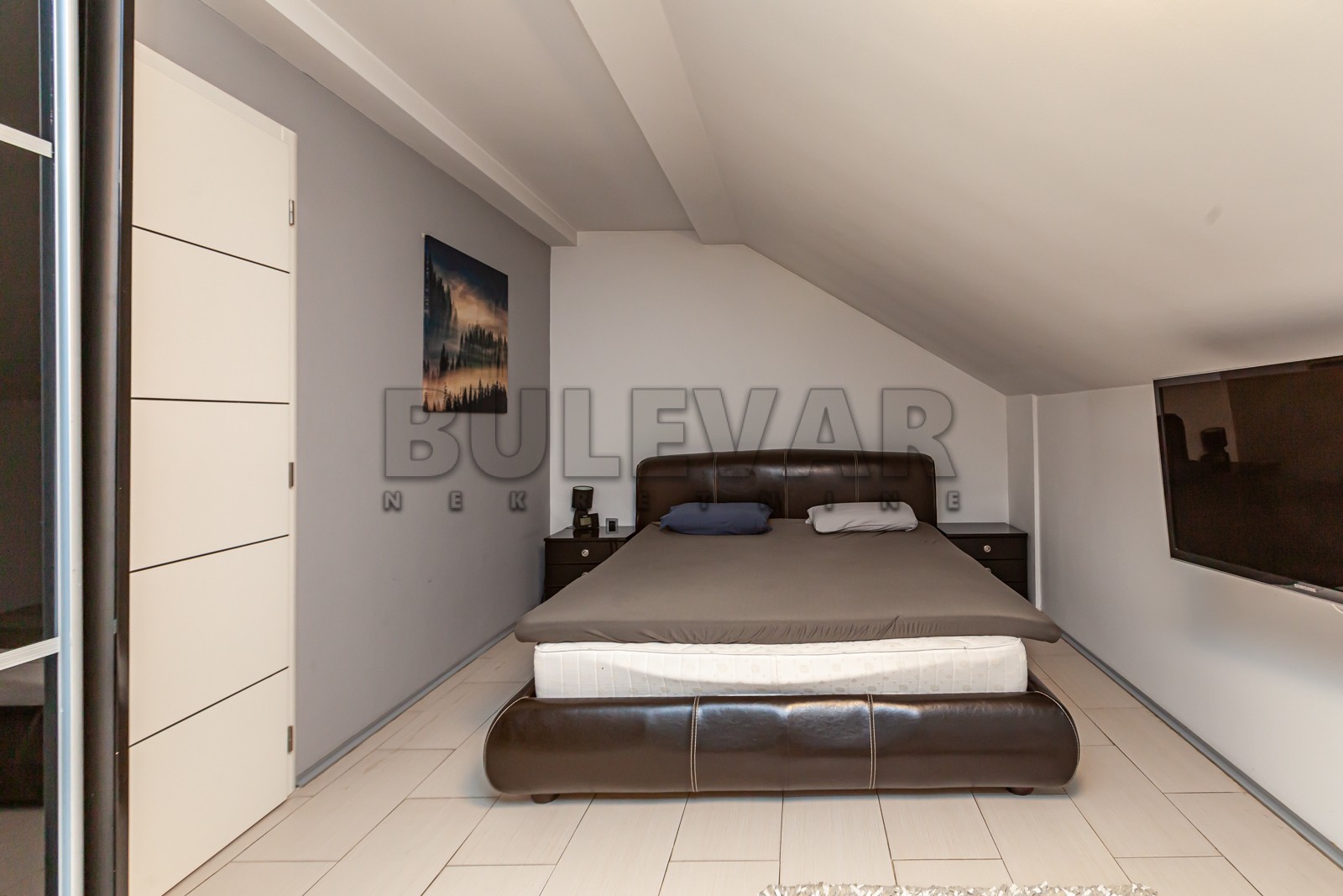 četvorosoban stan, 199 m2, Pantelej, Studenička ID: p-012882 18