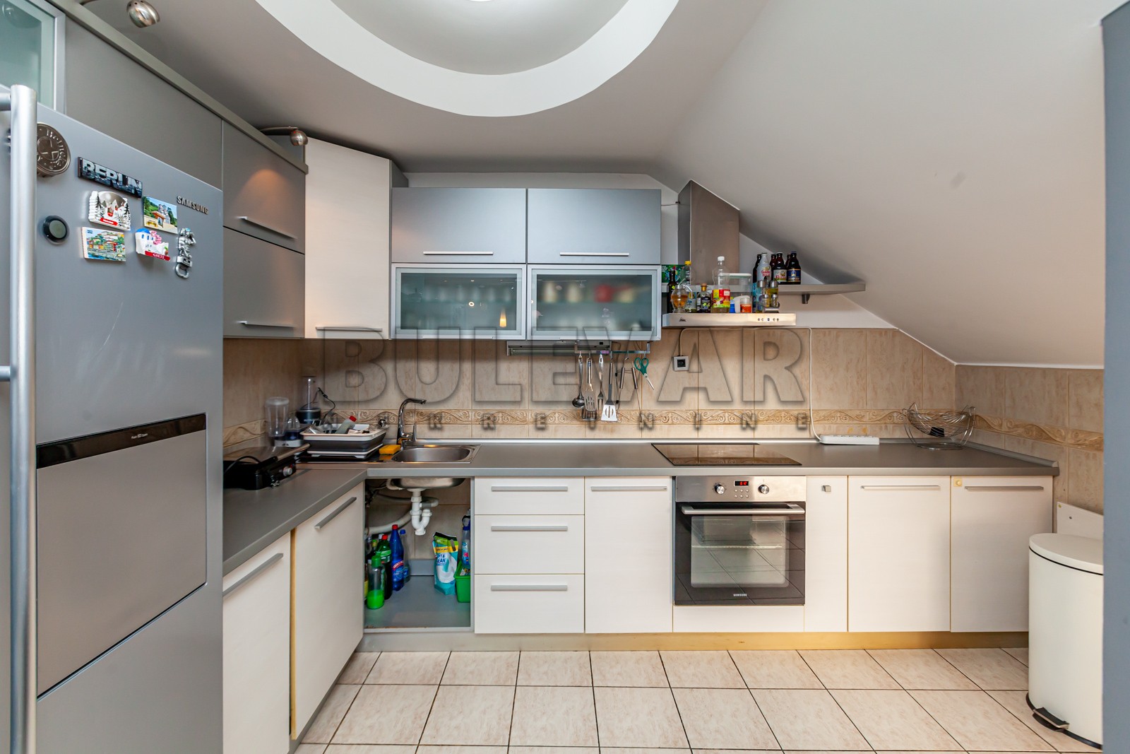 četvorosoban stan, 199 m2, Pantelej, Studenička ID: p-012882 6