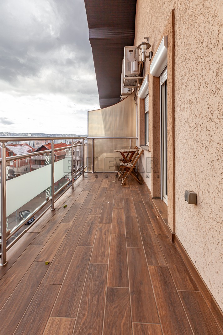 četvorosoban stan, 199 m2, Pantelej, Studenička ID: p-012882 8