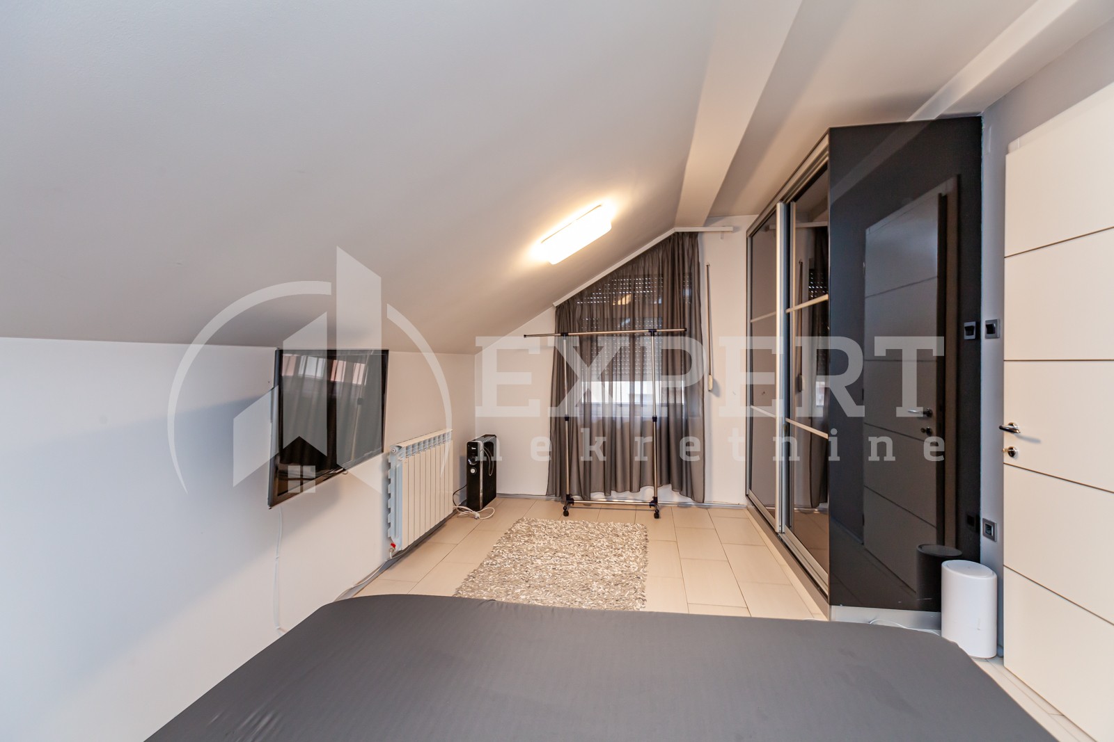 četvorosoban stan, 199 m2, Pantelej, Studenička ID: p-012882 19