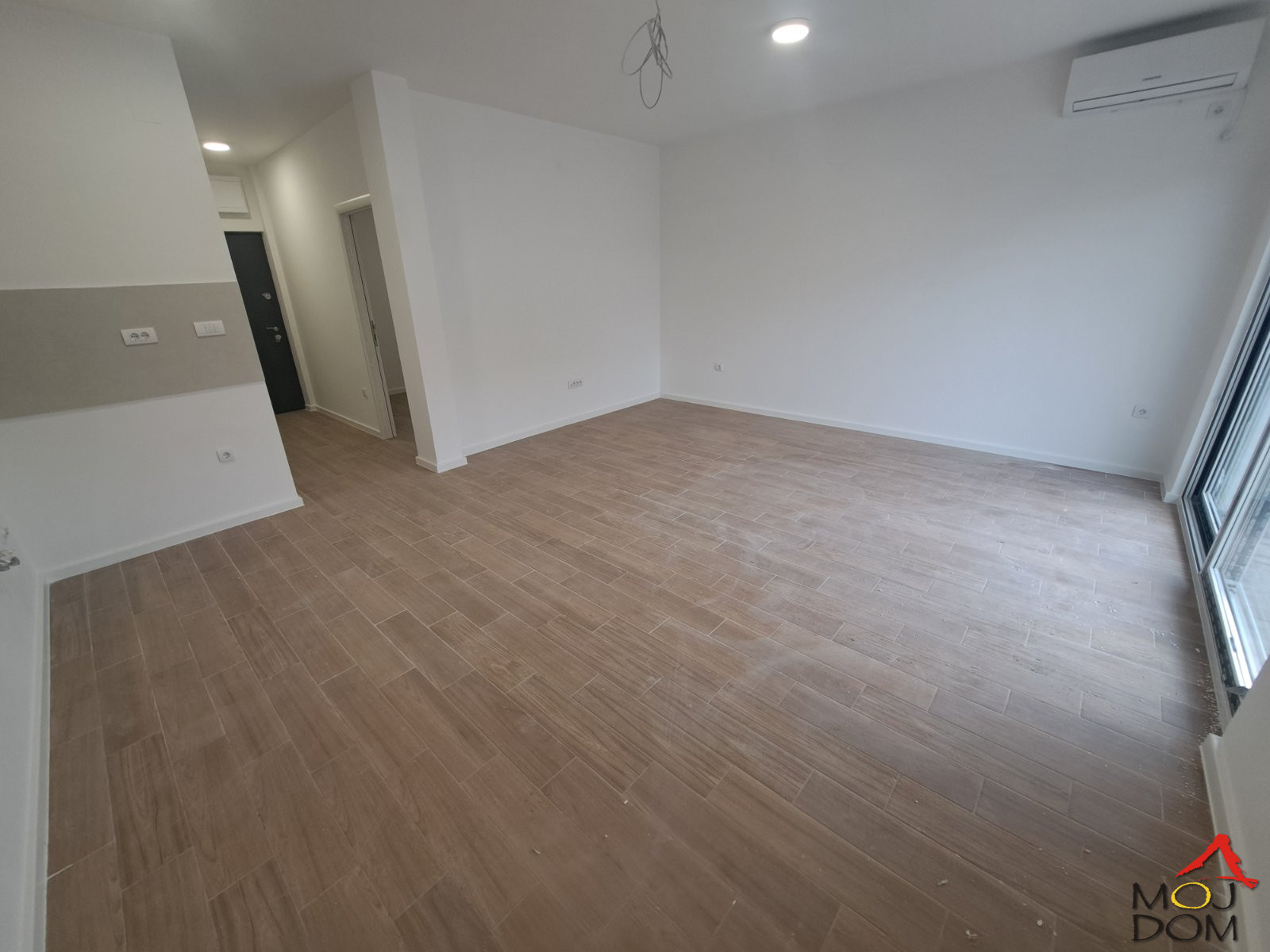 Stan,NOVI SAD,VIDOVDANSKO NASELJE,kv: 41, € 71900, ID: 1028906 2