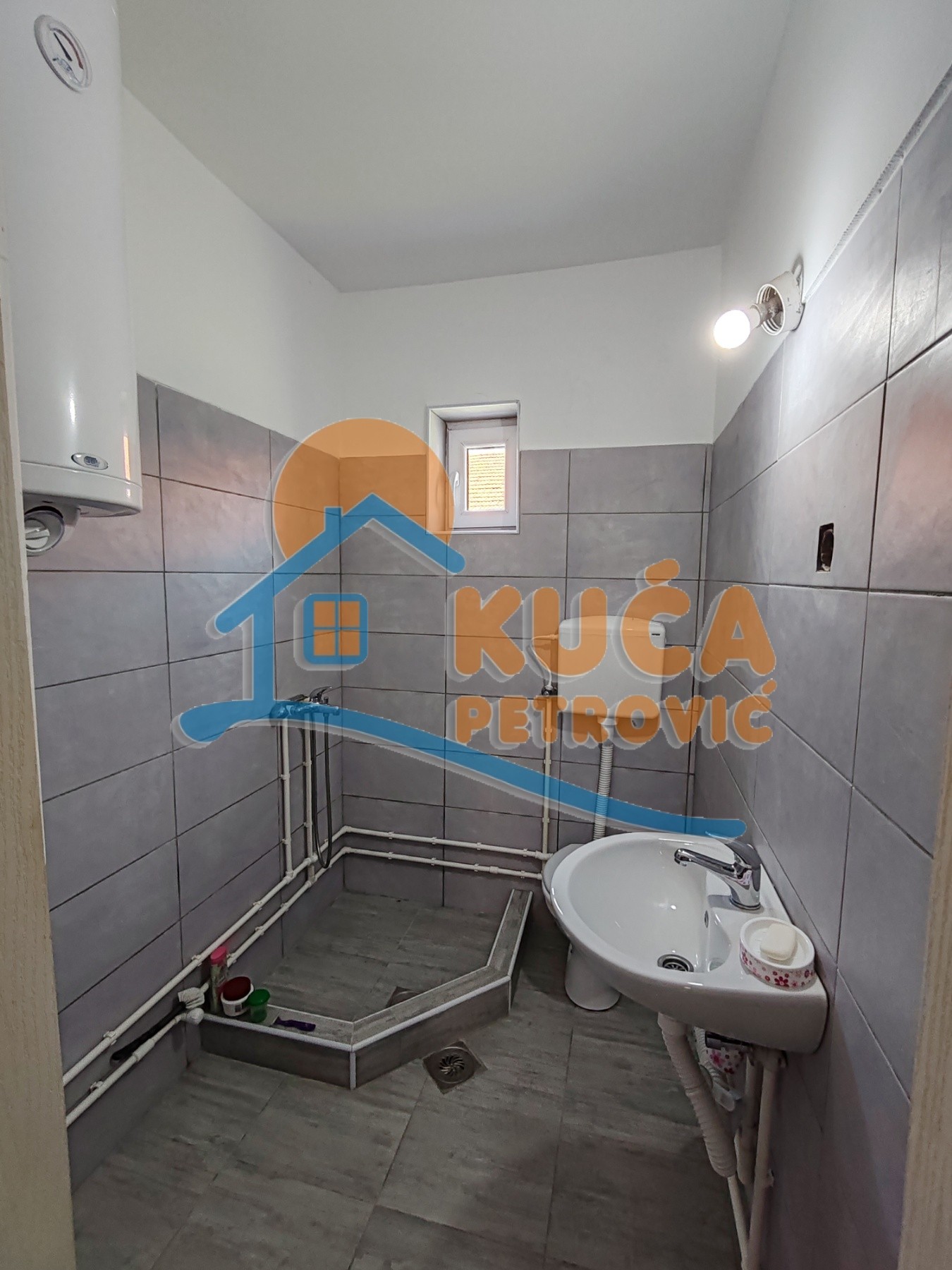 četvorosobna kuća, 1400 m2, Veliki Jovanovac, Veliki Jovanovac ID: p-012886 19