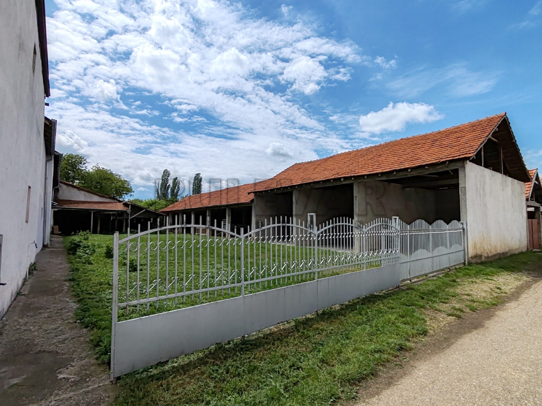 četvorosobna kuća, 1400 m2, Veliki Jovanovac, Veliki Jovanovac ID: p-012886 21