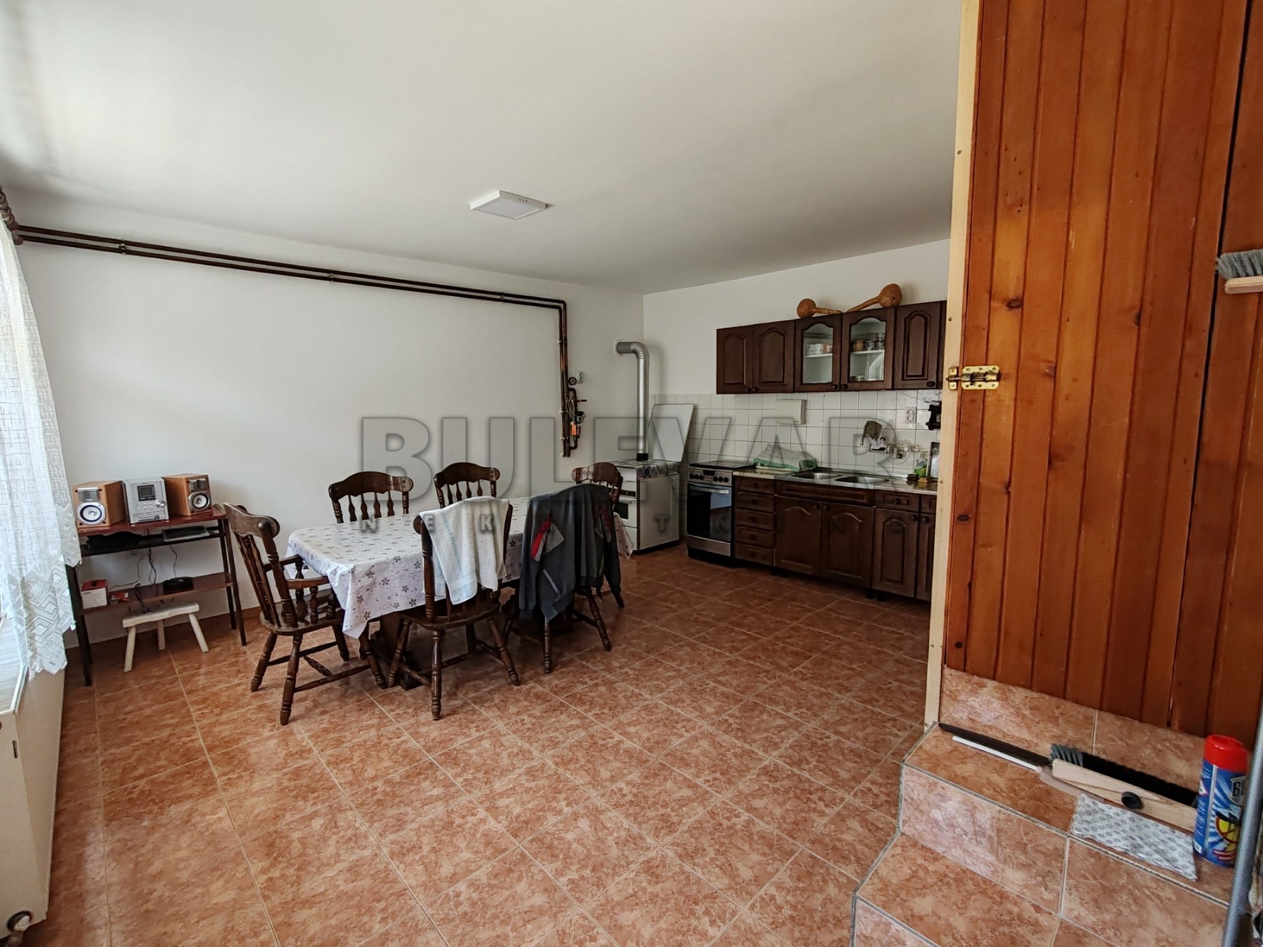 četvorosobna kuća, 1400 m2, Veliki Jovanovac, Veliki Jovanovac ID: p-012886 10