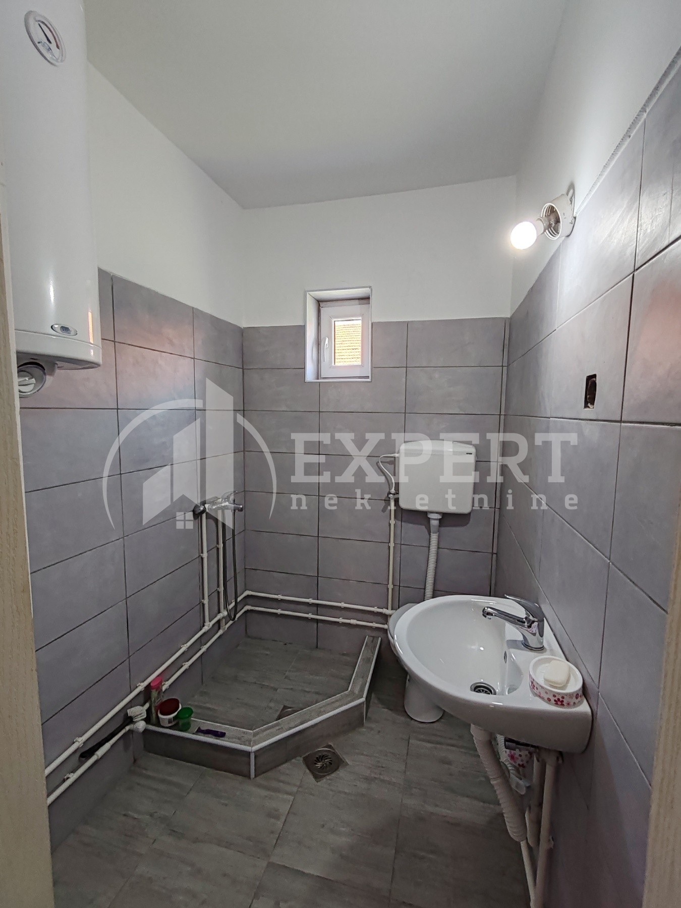 četvorosobna kuća, 1400 m2, Veliki Jovanovac, Veliki Jovanovac ID: p-012886 19