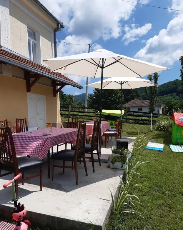 Prodajem kucu Gornji Milanovac Majdan 2