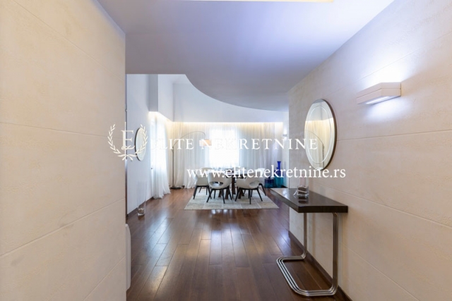 Izdavanje stanova Vračar Duplex   luksuzno namešten stan   garaža 4