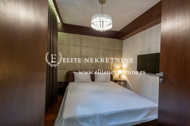 Izdavanje stanova Vračar Duplex   luksuzno namešten stan   garaža 10