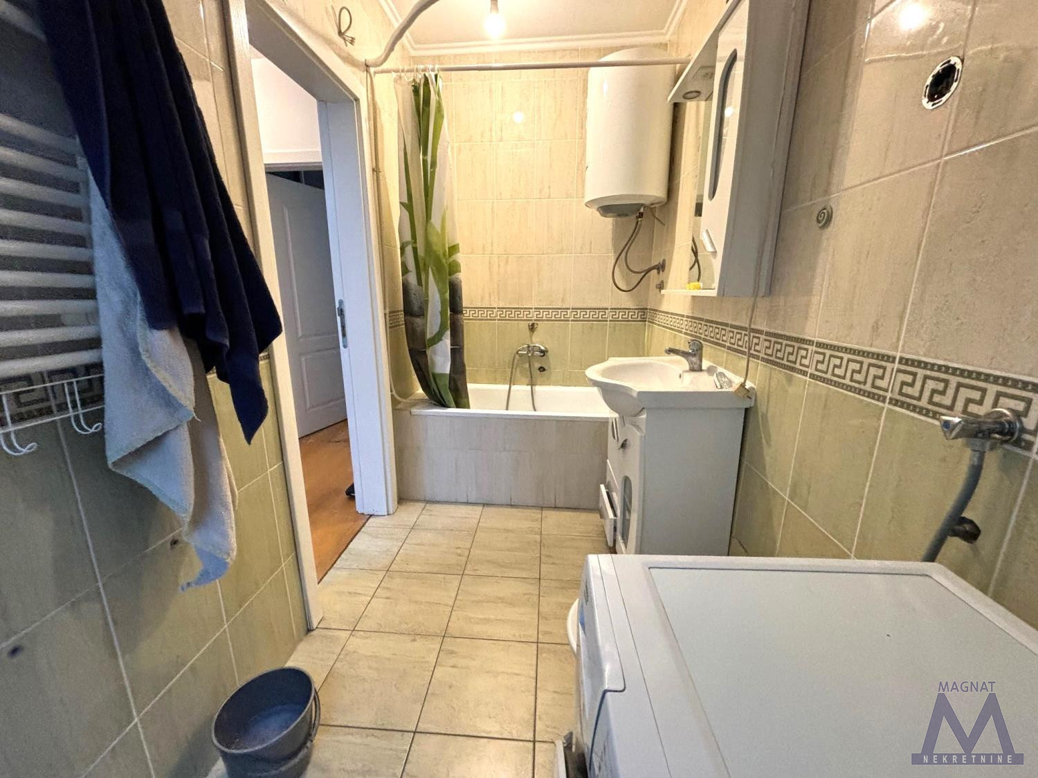 Stan,NOVI SAD,SOMBORSKI BULEVAR,kv: 87, € 154500, ID: 1019018 9