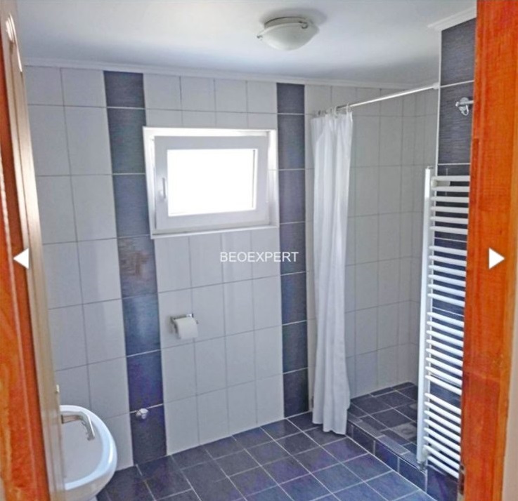 Prodajem kucu Beograd Veliki Mokri Lug 4